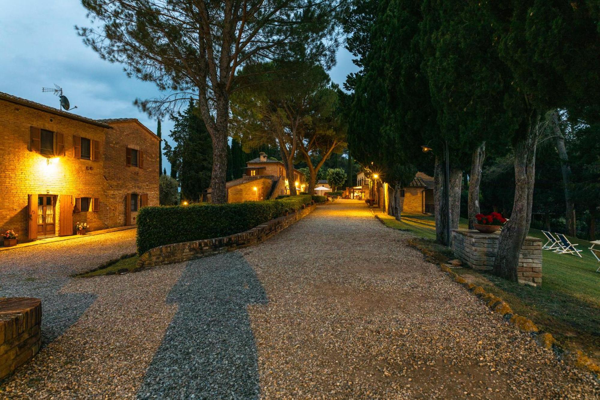 Villa Agriturismo Tenuta La Campana Asciano Extérieur photo